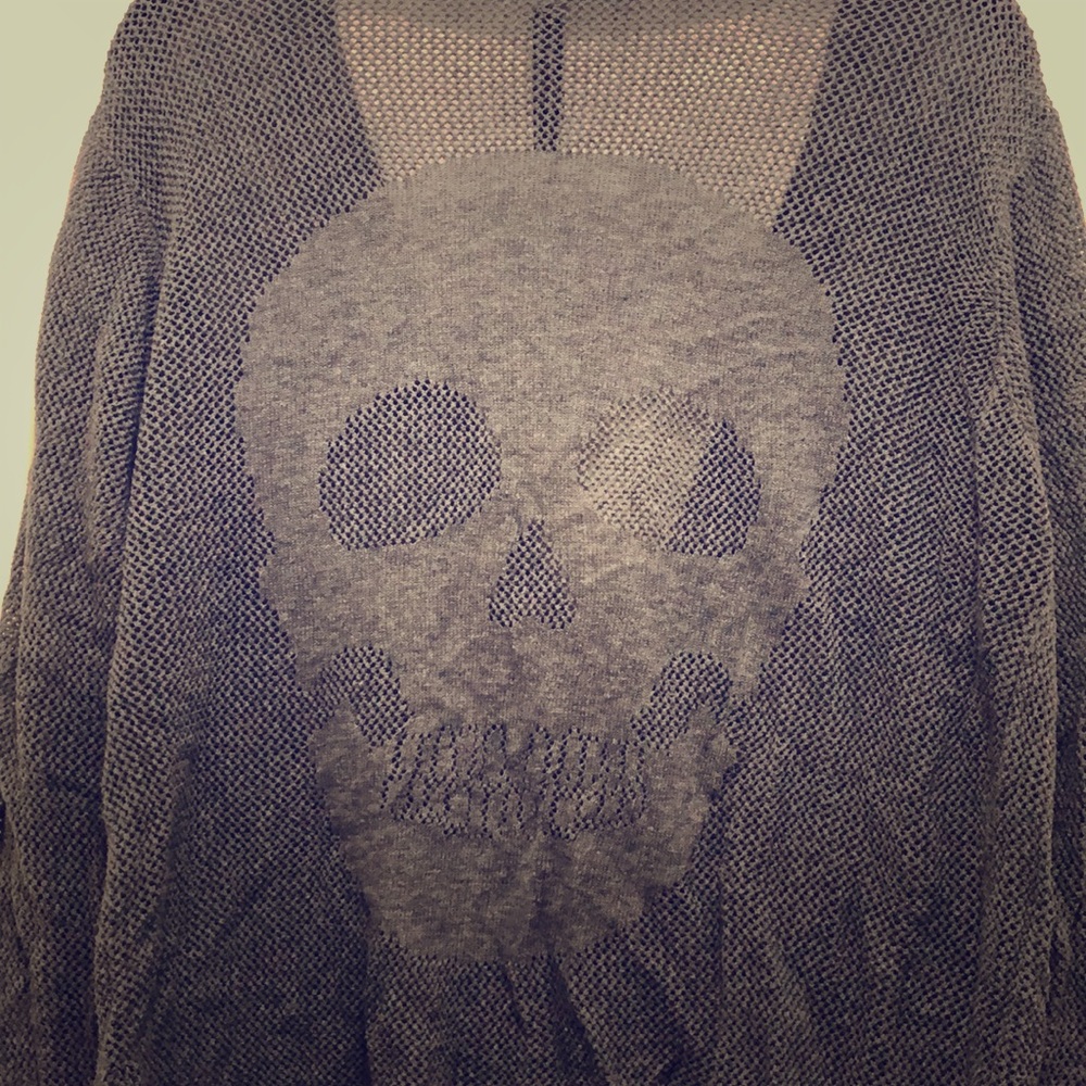 Grey skull cardigan